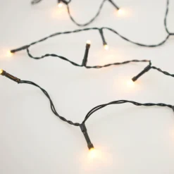 Anna's Collection Eisregen-Lichterkette mit 96 LEDs extra warm 4 m