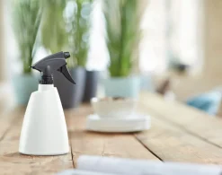 Elho Pflanzensprüher Brussels weiß 0,7 l 11,5 x 8,9 x 22,9 cm