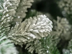 Everlands künstlicher Weihnachtsbaum Imperial Pine mit Schnee D 137 H 210 cm