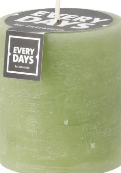 Everydays by Intratuin Stumpenkerze Rustic hellgrün 45 Std. D 7 H 8 cm