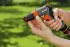 Gardena Classic Reinigungsspritze mit Frostschutztechnologie