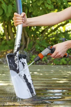 Gardena Classic Reinigungsspritze mit Frostschutztechnologie